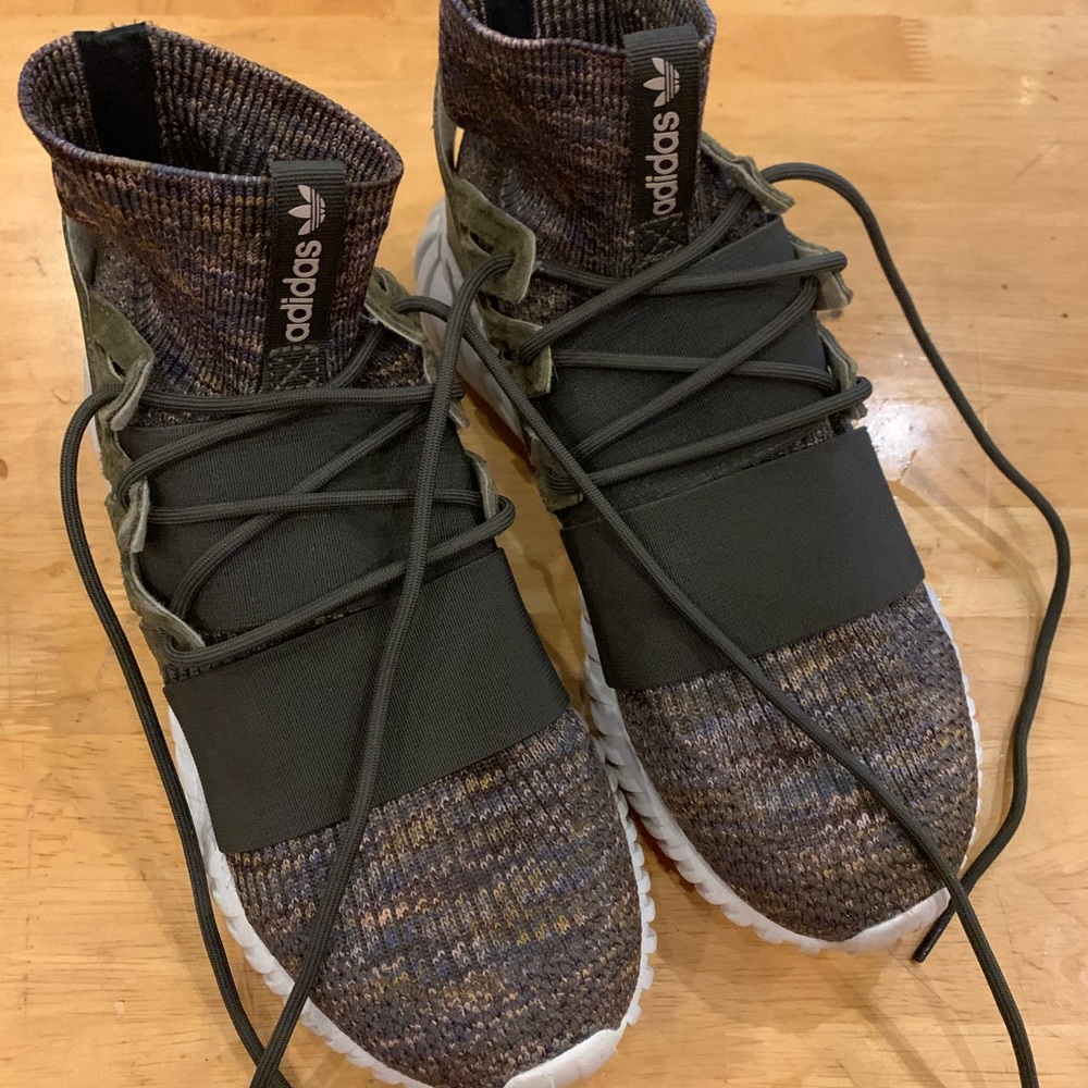 ADIDAS TUBULAR sneakers